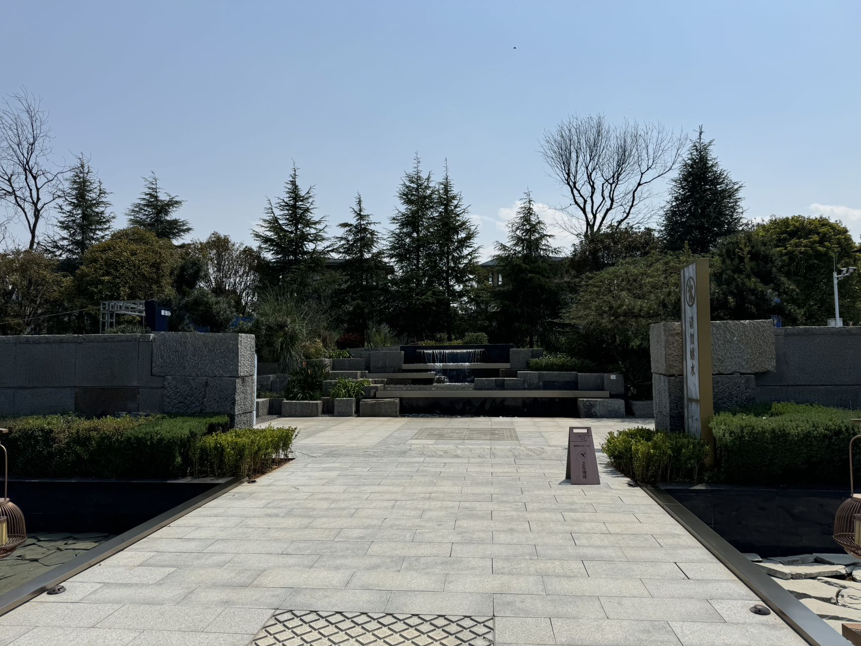 呈贡区 朗基紫境府 5室3厅3卫 550㎡ 东南 毛坯 520万 - 图片4