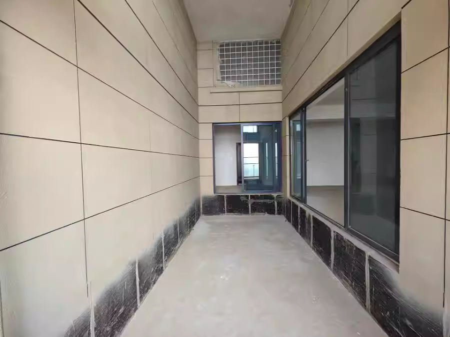 官渡区 滇池国际会展中心(9号地块) 5室2厅4卫 342.8㎡ 朝南 毛坯 400万 - 图片3